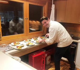 Zwei Hauben Koch Michael Böhm zauberte Steaks für die Mitglieder des UTCK aus der Küche!